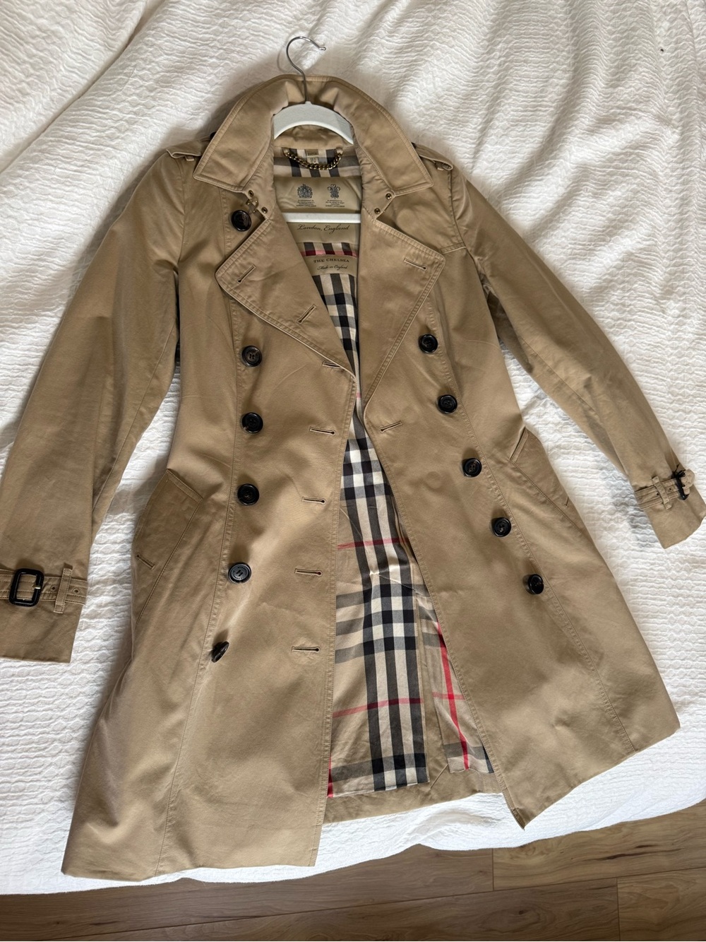 Burberry Short Chelsea Heritage Trench Coat  Medium - Picture 11 of 15
